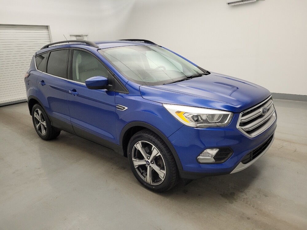 2017 Ford Escape in Miamisburg, OH 45342 - 18140036 11