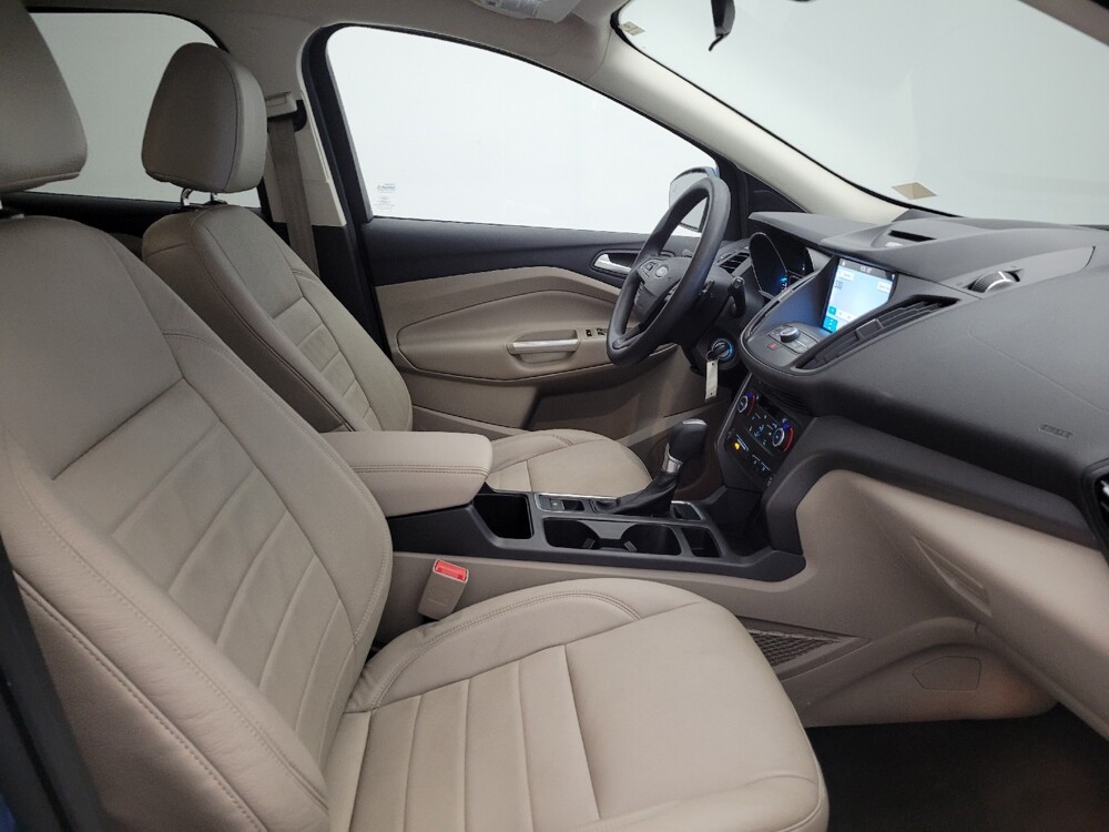 2017 Ford Escape in Miamisburg, OH 45342 - 18140036 21