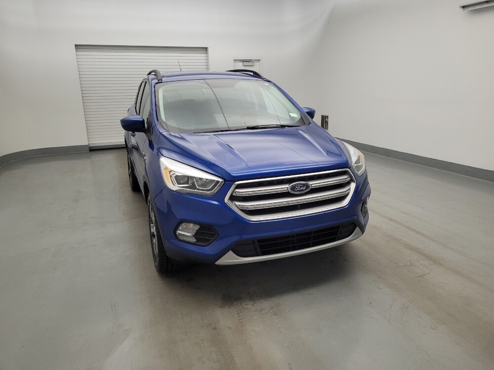 2017 Ford Escape in Miamisburg, OH 45342 - 18140036 14