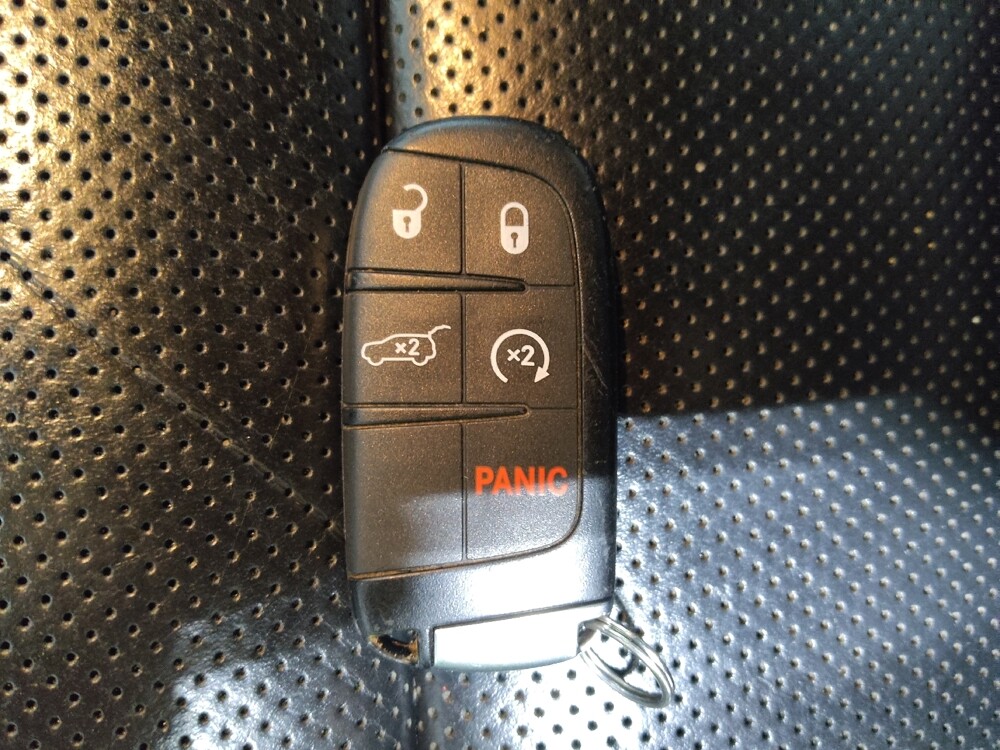 2020 Jeep Grand Cherokee in Columbus, OH 43231 - 18140037 32