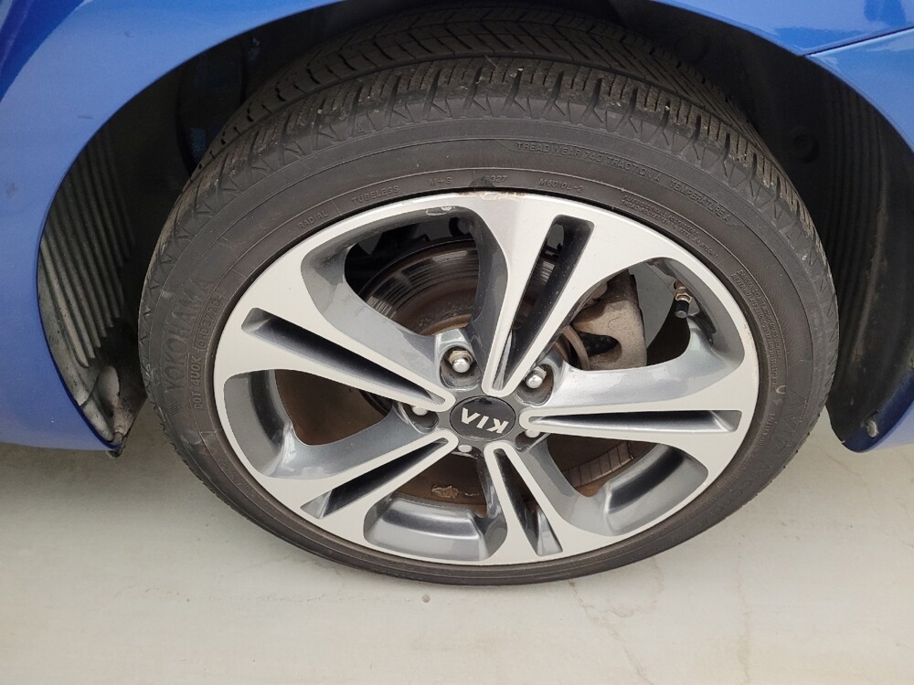 2015 Kia Forte in Toledo, OH 43617 - 18140040 31