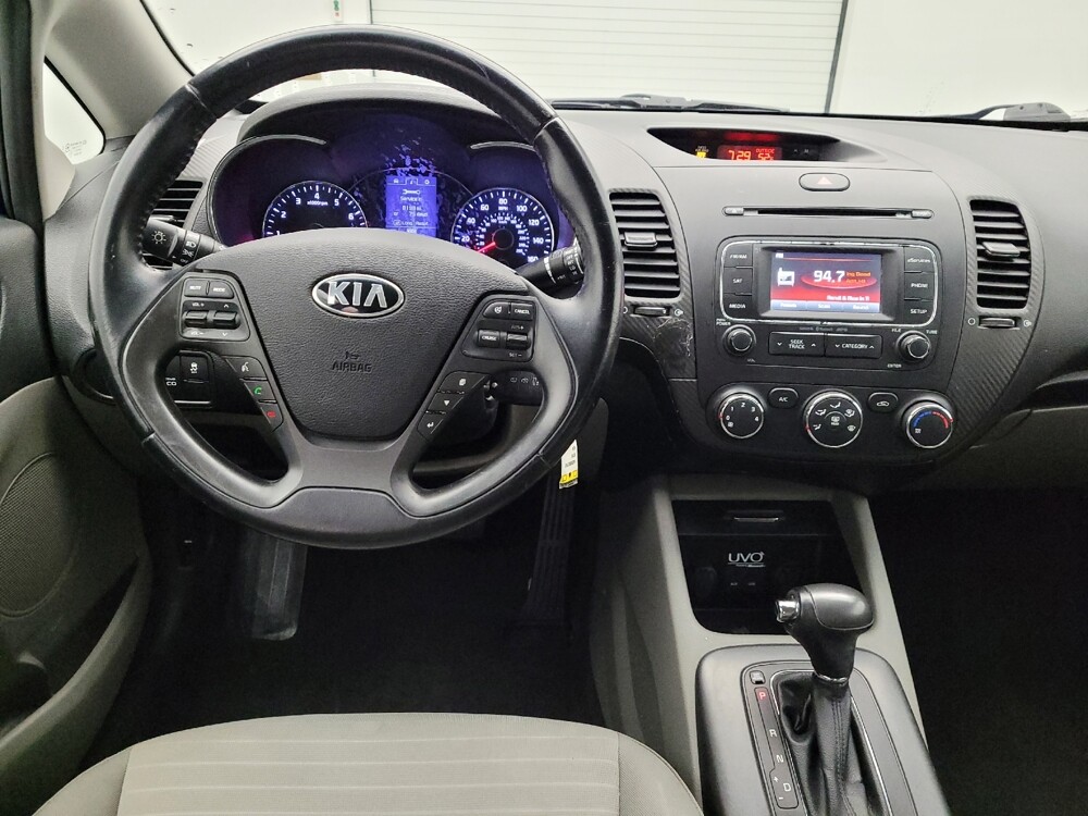 2015 Kia Forte in Toledo, OH 43617 - 18140040 22