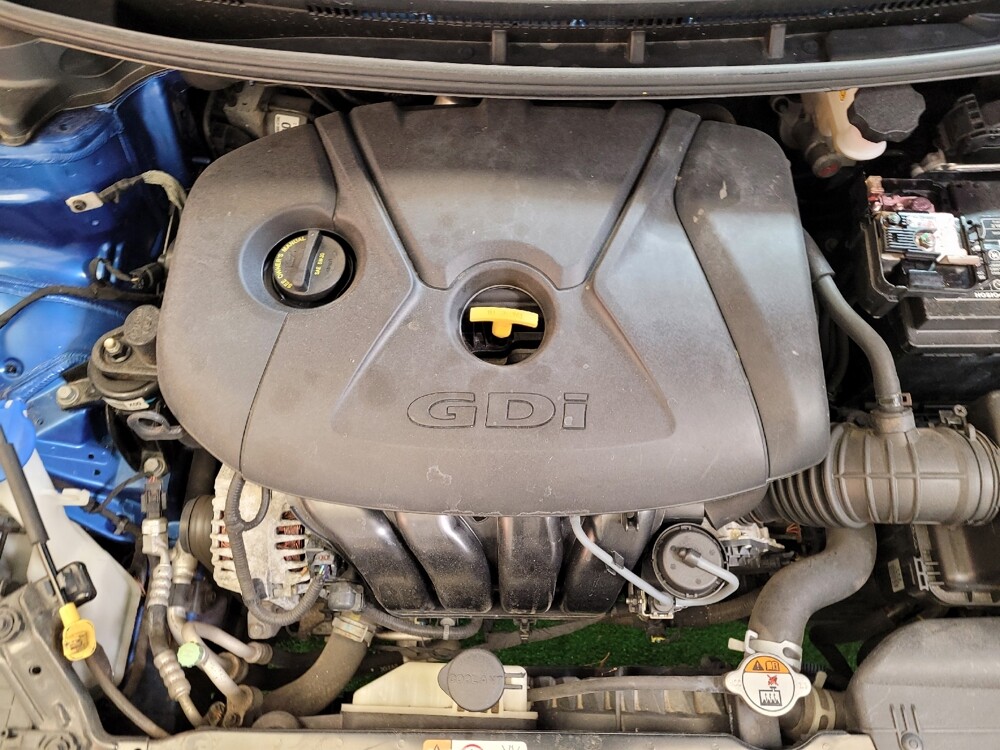 2015 Kia Forte in Toledo, OH 43617 - 18140040 30
