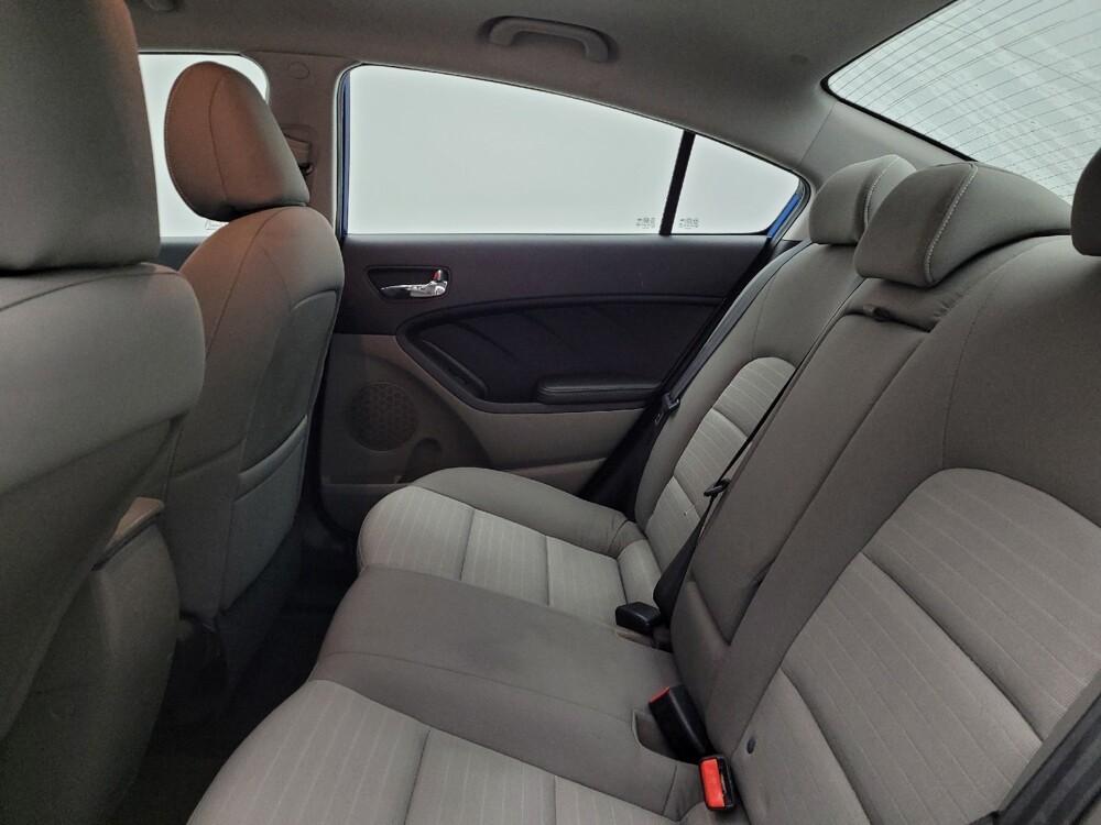 2015 Kia Forte in Toledo, OH 43617 - 18140040 18