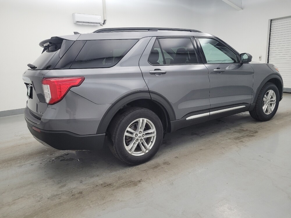 2022 Ford Explorer in Columbus, OH 43231 - 18140041 10