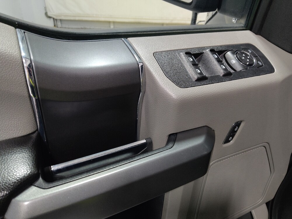 2018 Ford F150 in Columbus, OH 43231 - 18140042 27