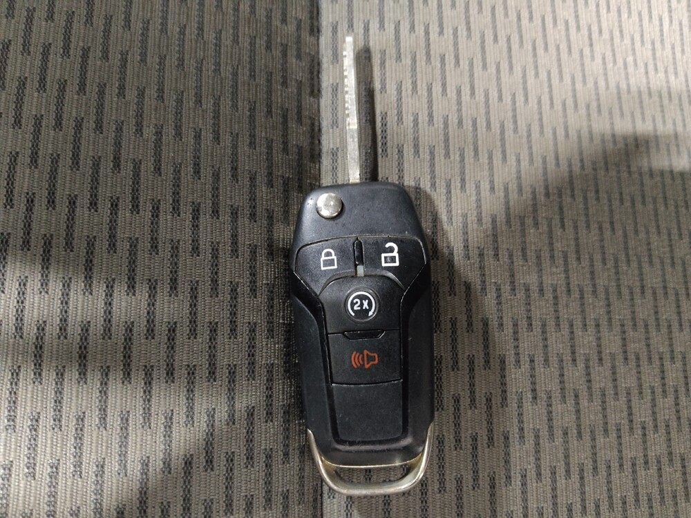 2018 Ford F150 in Columbus, OH 43231 - 18140042 32