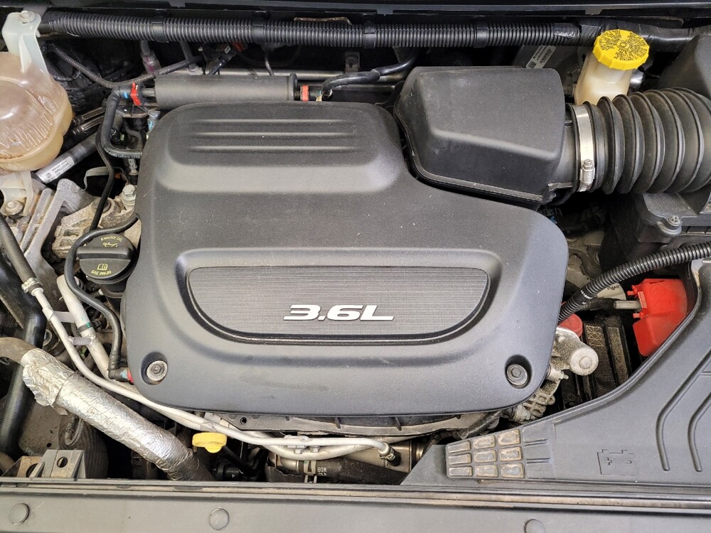 2017 Chrysler Pacifica in Toledo, OH 43617 - 18140044 30