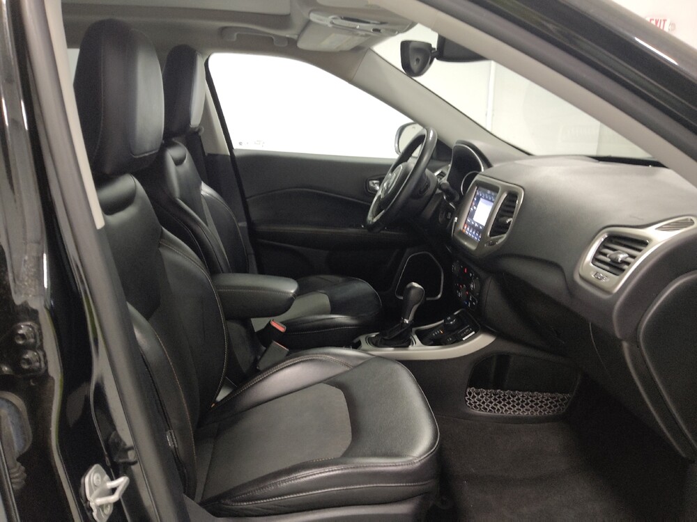 2018 Jeep Compass in Columbus, OH 43231 - 18140045 21