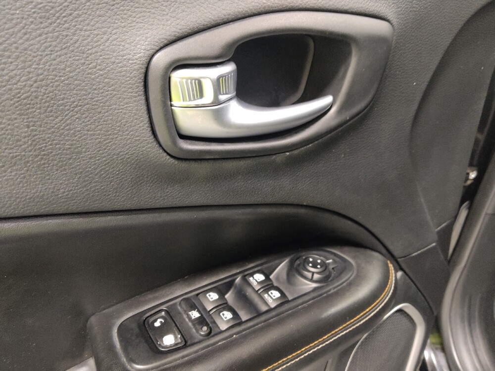 2018 Jeep Compass in Columbus, OH 43231 - 18140045 27