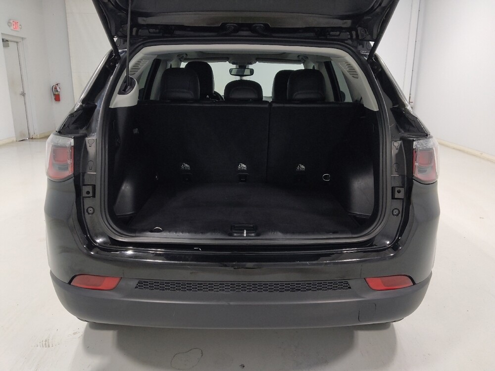 2018 Jeep Compass in Columbus, OH 43231 - 18140045 29