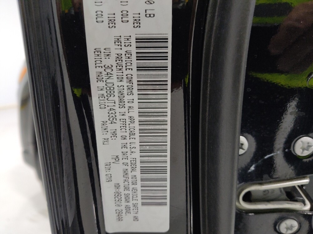 2018 Jeep Compass in Columbus, OH 43231 - 18140045 33