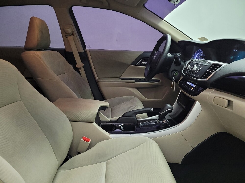 2017 Honda Accord in Miamisburg, OH 45342 - 18140048 21