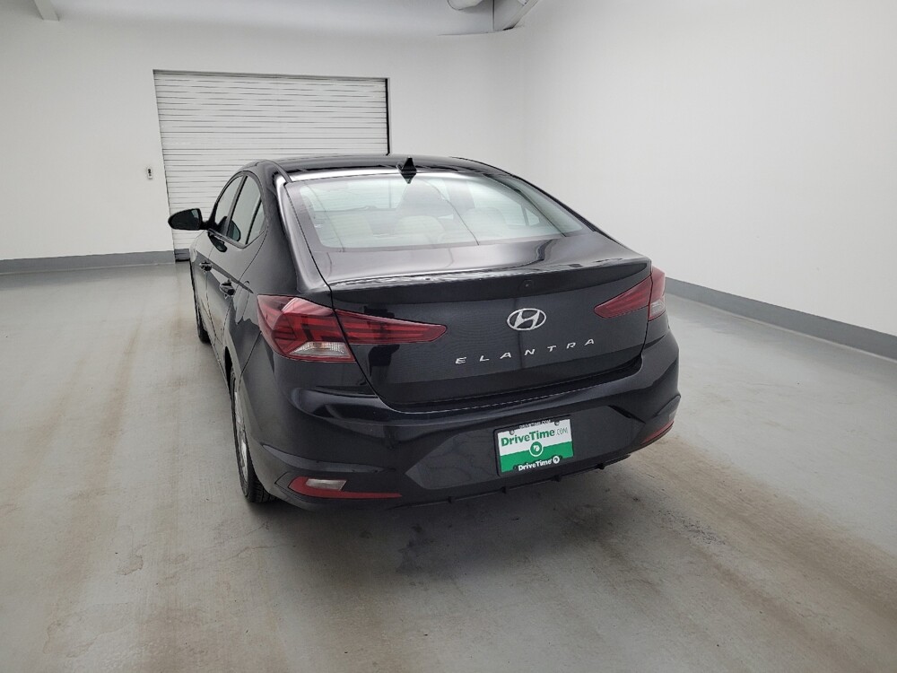 2020 Hyundai Elantra in Miamisburg, OH 45342 - 18140049 6