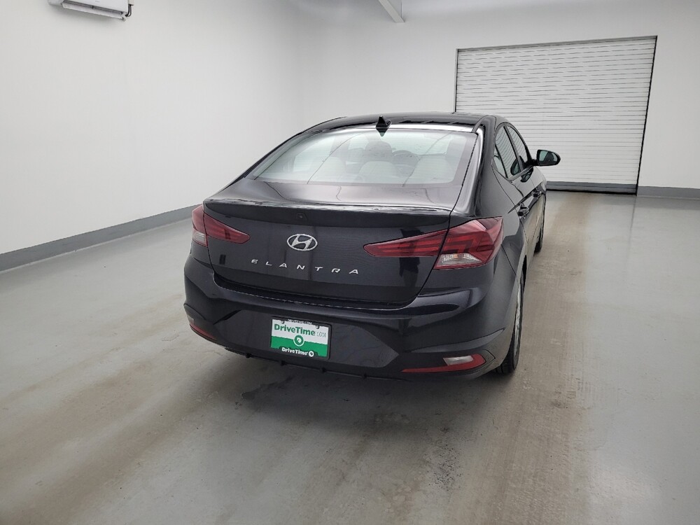 2020 Hyundai Elantra in Miamisburg, OH 45342 - 18140049 7