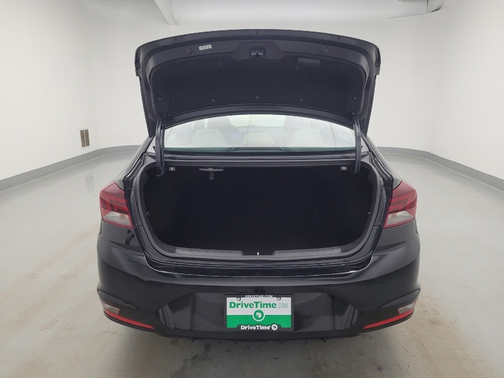 2020 Hyundai Elantra in Miamisburg, OH 45342 - 18140049 29