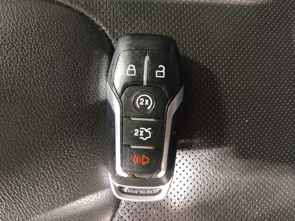 2014 Ford Fusion in Columbus, OH 43231 - 18140051 32