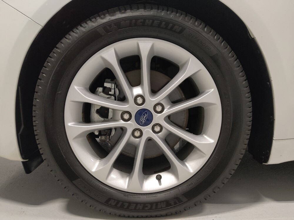 2020 Ford Fusion in Columbus, OH 43231 - 18140053 31
