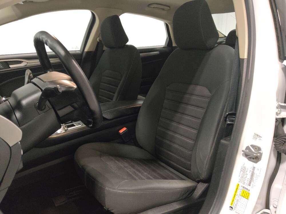 2020 Ford Fusion in Columbus, OH 43231 - 18140053 17