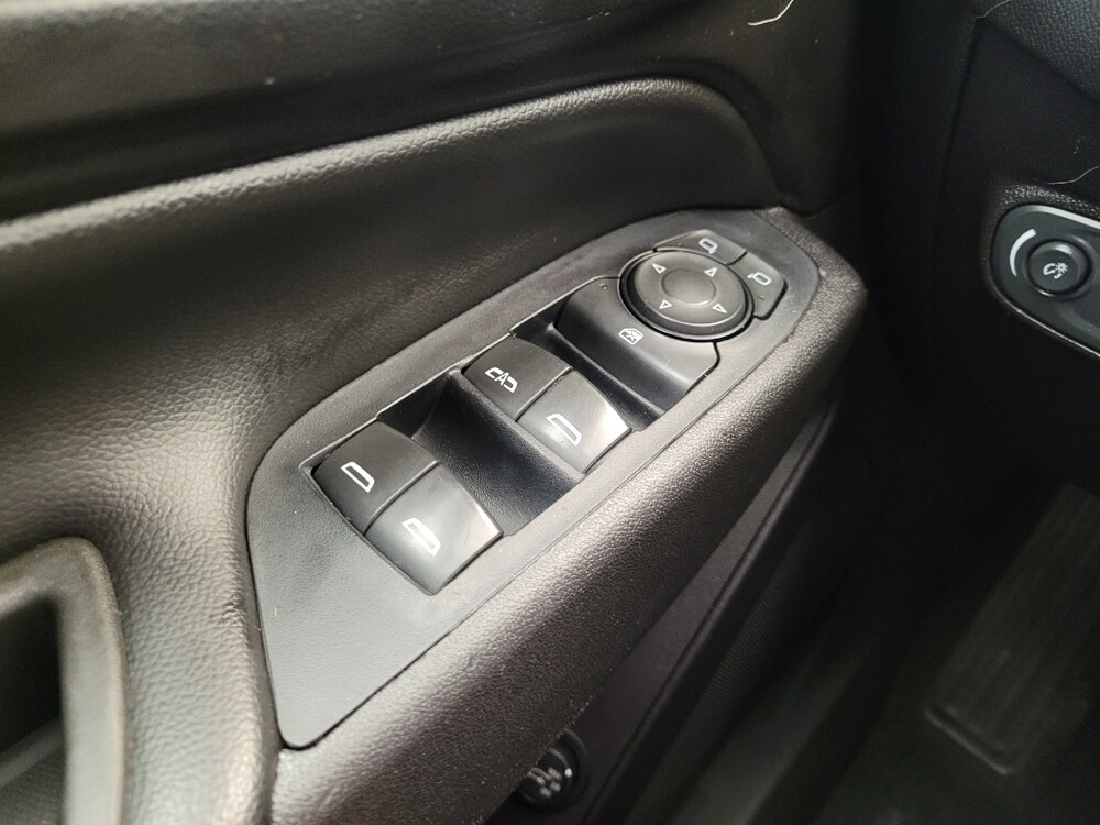2019 Chevrolet Equinox in Toledo, OH 43617 - 18140055 27