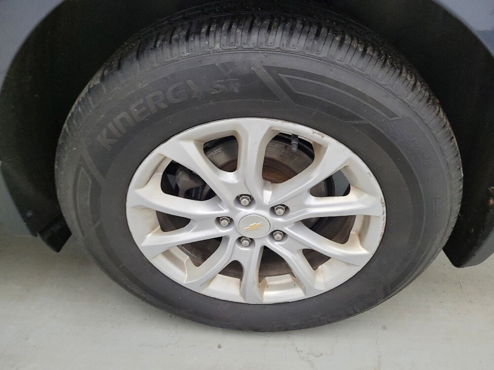 2019 Chevrolet Equinox in Toledo, OH 43617 - 18140055 31