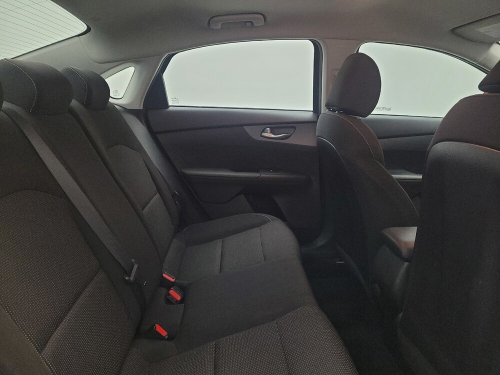 2020 Kia Forte in Miamisburg, OH 45342 - 18140057 19