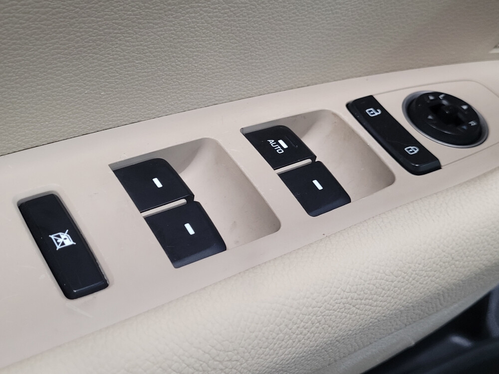 2018 Hyundai Sonata in Woodbridge, VA 22191 - 18140058 27