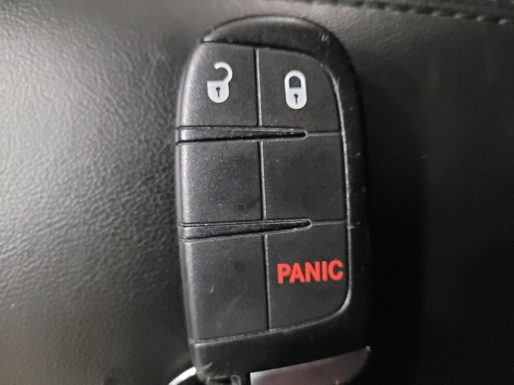 2016 Jeep Grand Cherokee in Pittsburgh, PA 15237 - 18140061 32