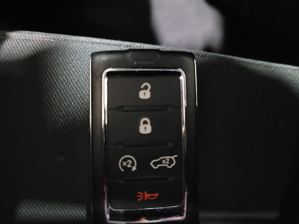2023 Jeep Grand Cherokee L in Williamstown, NJ 8094 - 18140067 32