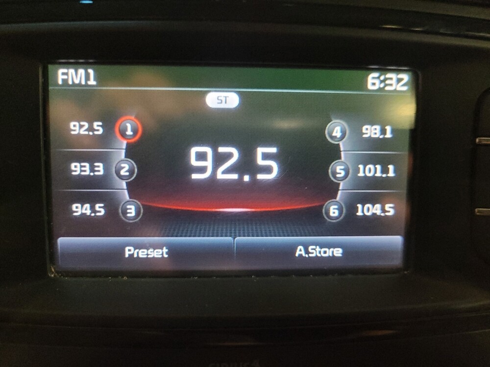 2016 Kia Sorento in Laurel, MD 20724 - 18140072 25