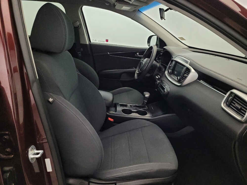 2019 Kia Sorento in Temple Hills, MD 20746 - 18140082 21
