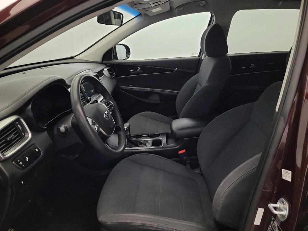 2019 Kia Sorento in Temple Hills, MD 20746 - 18140082 17