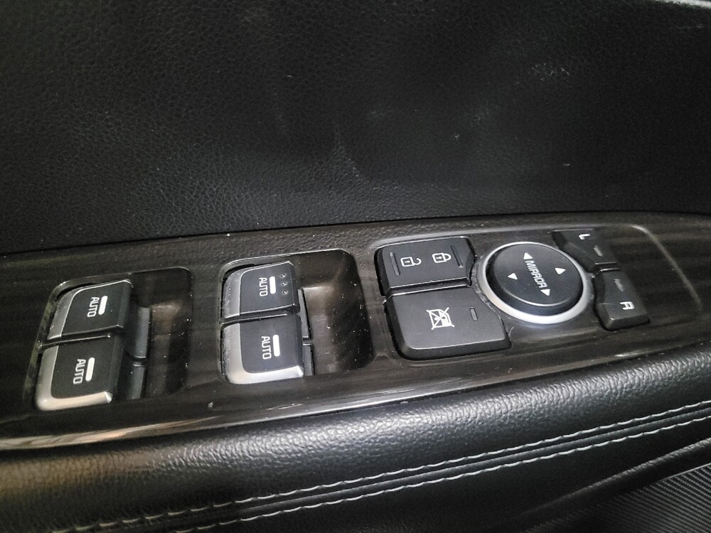 2019 Kia Sorento in Temple Hills, MD 20746 - 18140082 27