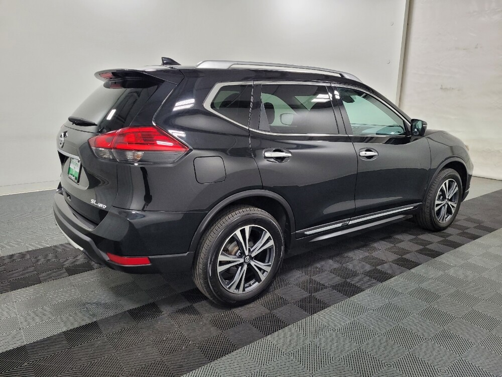 2017 Nissan Rogue in Langhorne, PA 19047 - 18140083 10
