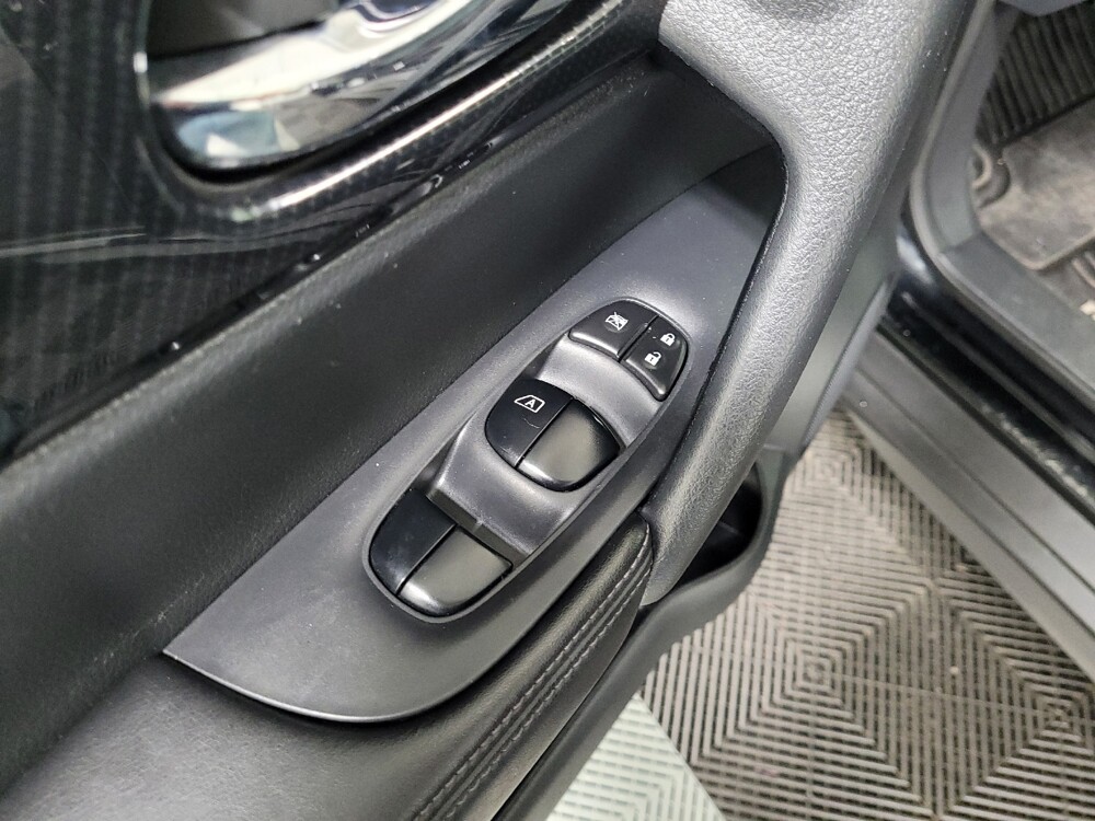 2017 Nissan Rogue in Langhorne, PA 19047 - 18140083 27