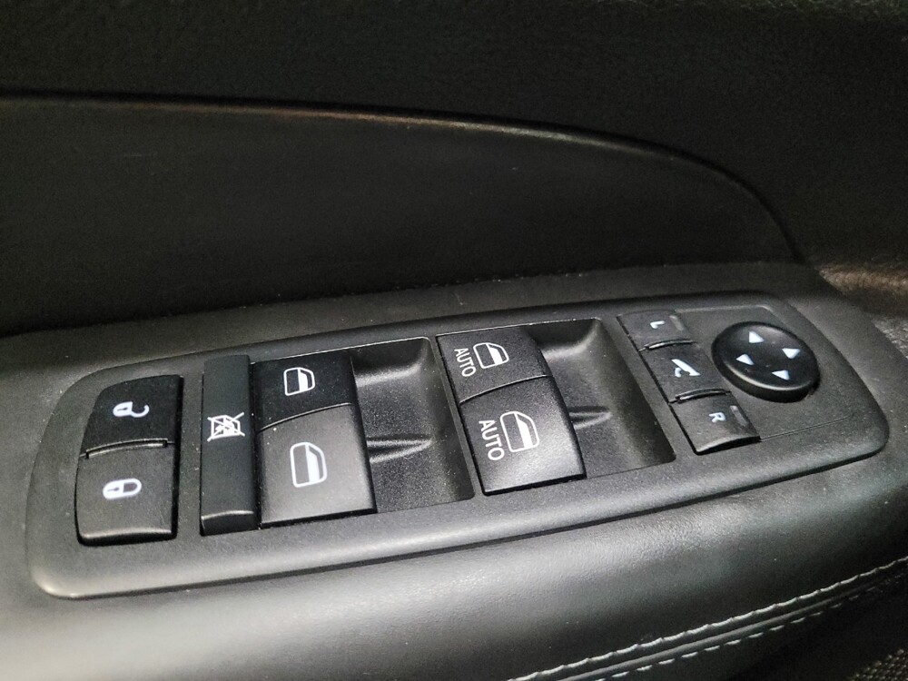 2019 Jeep Grand Cherokee in Woodbridge, VA 22191 - 18140084 27