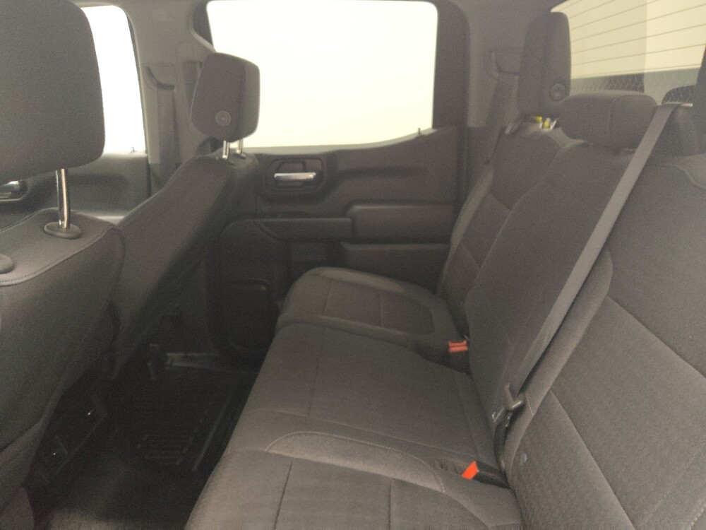 2020 Chevrolet Silverado 1500 in Midlothian, IL 60445 - 18140092 18