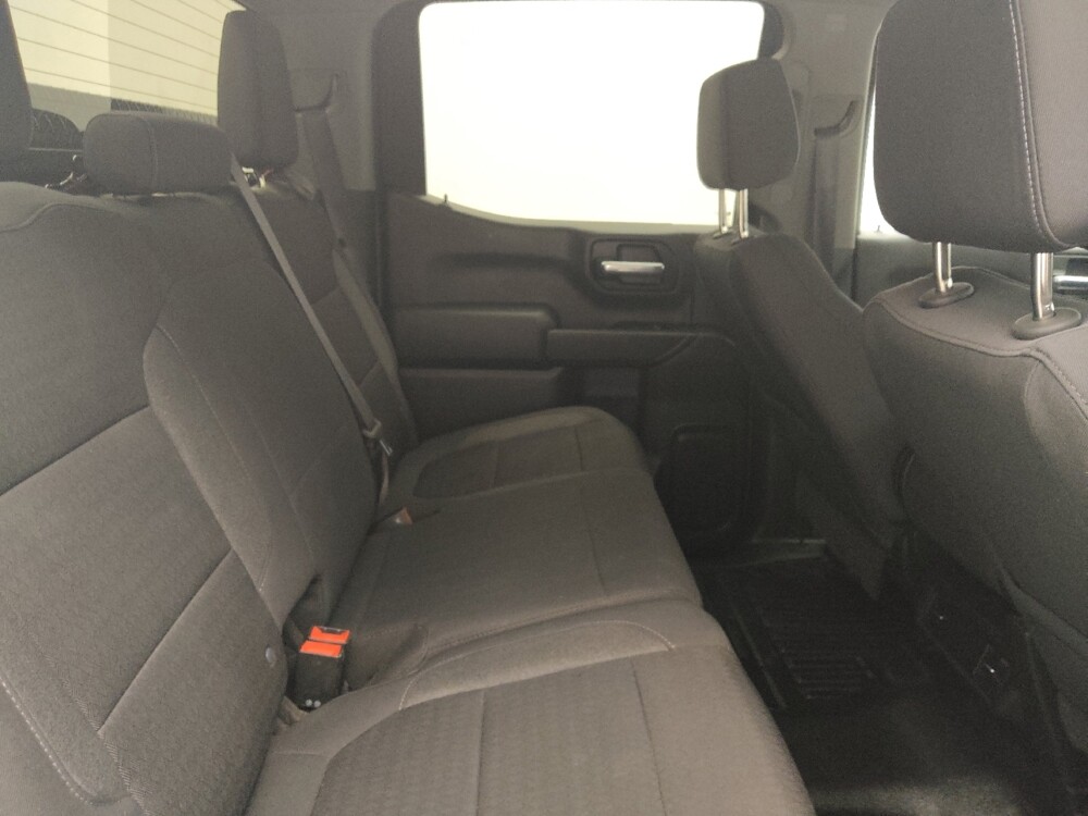 2020 Chevrolet Silverado 1500 in Midlothian, IL 60445 - 18140092 19