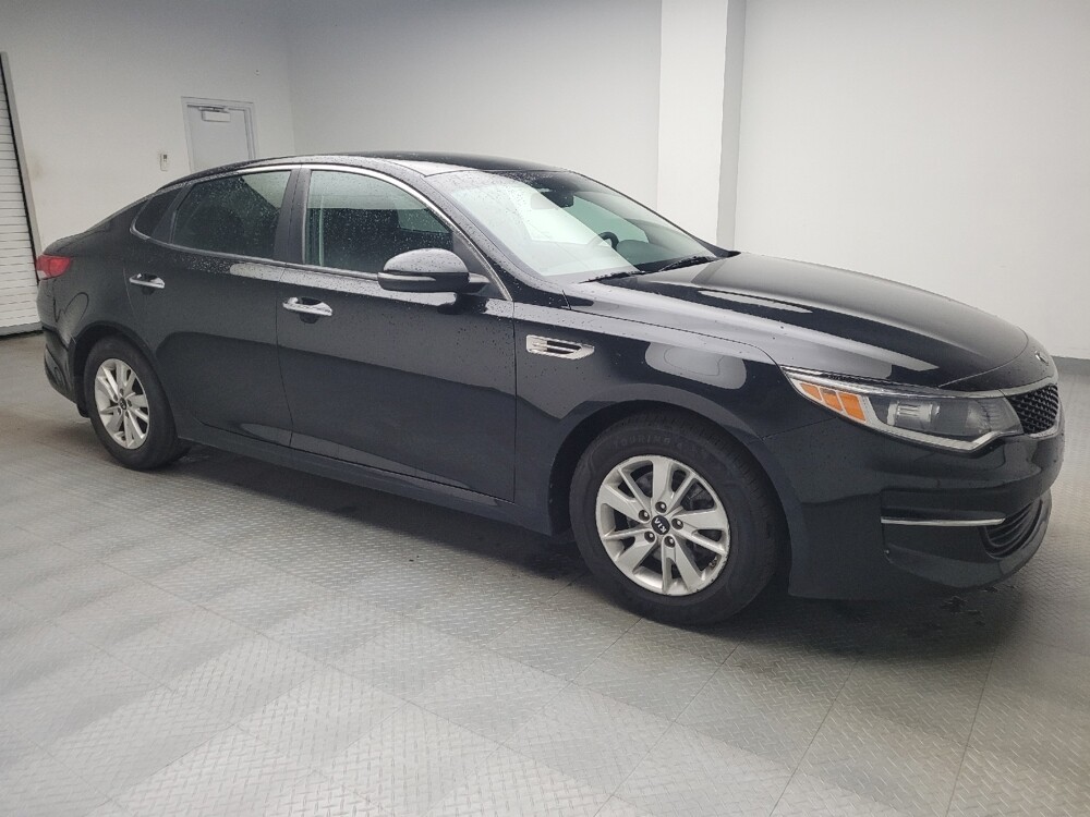 2017 Kia Optima in Taylor, MI 48180 - 18140101 11