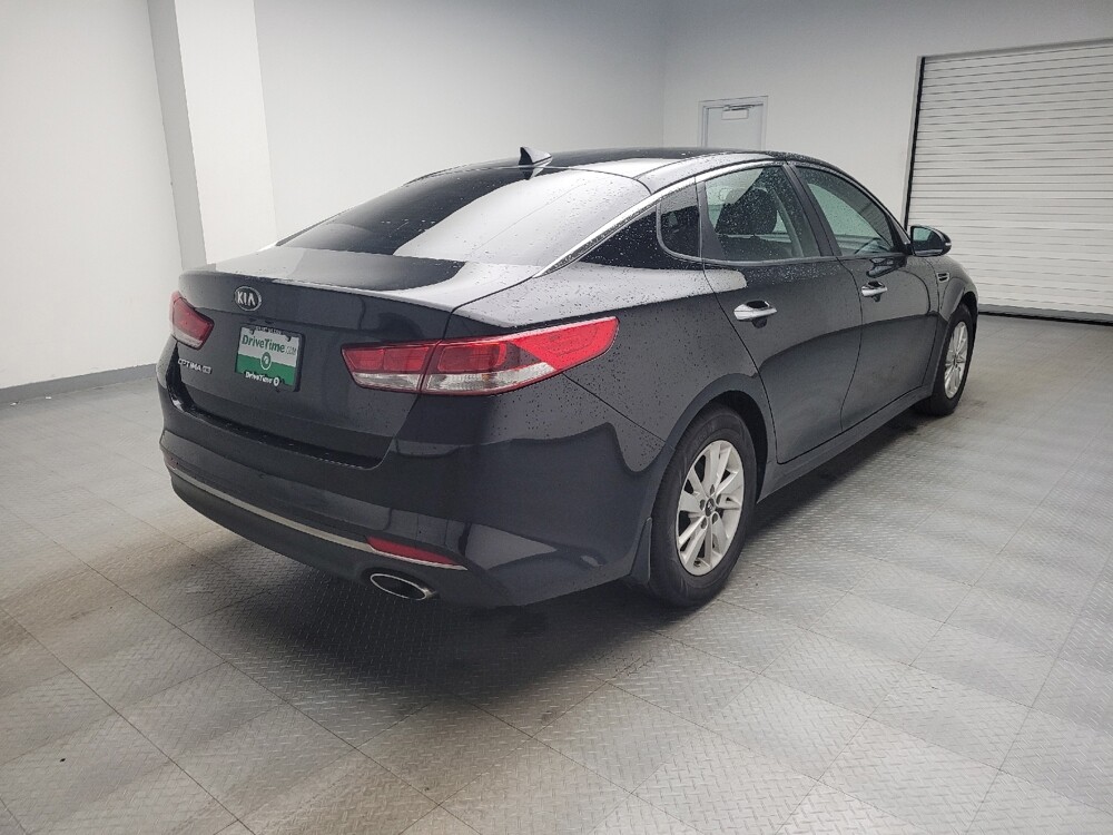 2017 Kia Optima in Taylor, MI 48180 - 18140101 9