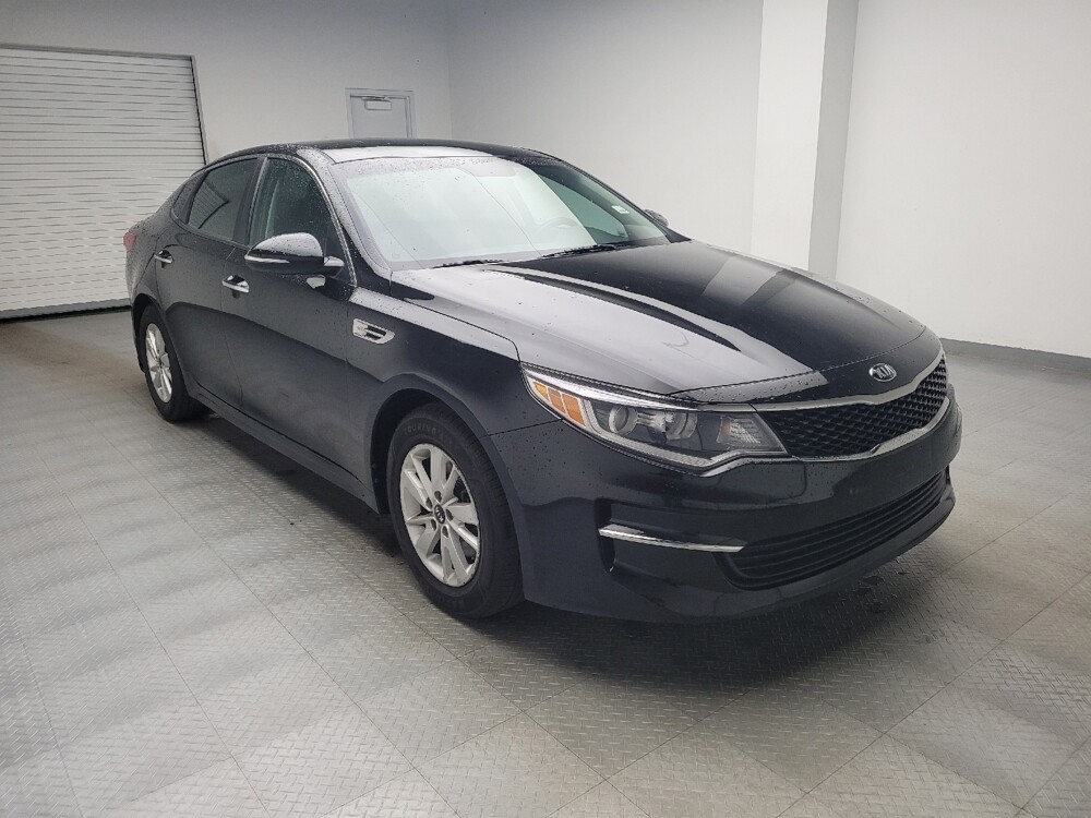 2017 Kia Optima in Taylor, MI 48180 - 18140101 13