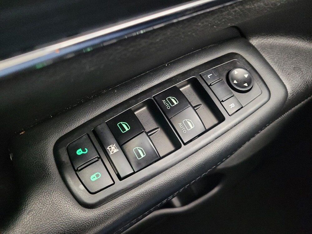 2020 Jeep Grand Cherokee in Taylor, MI 48180 - 18140102 27