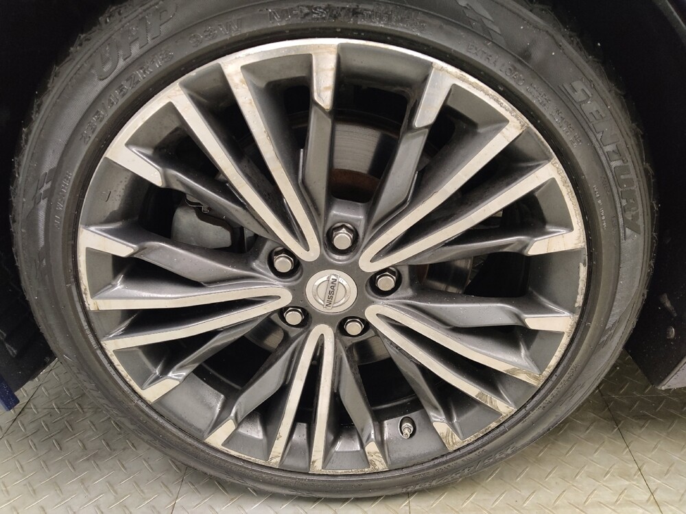 2017 Nissan Maxima in Indianapolis, IN 46219 - 18140104 31