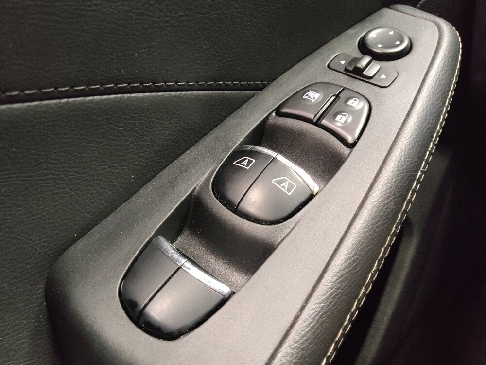 2017 Nissan Maxima in Indianapolis, IN 46219 - 18140104 27