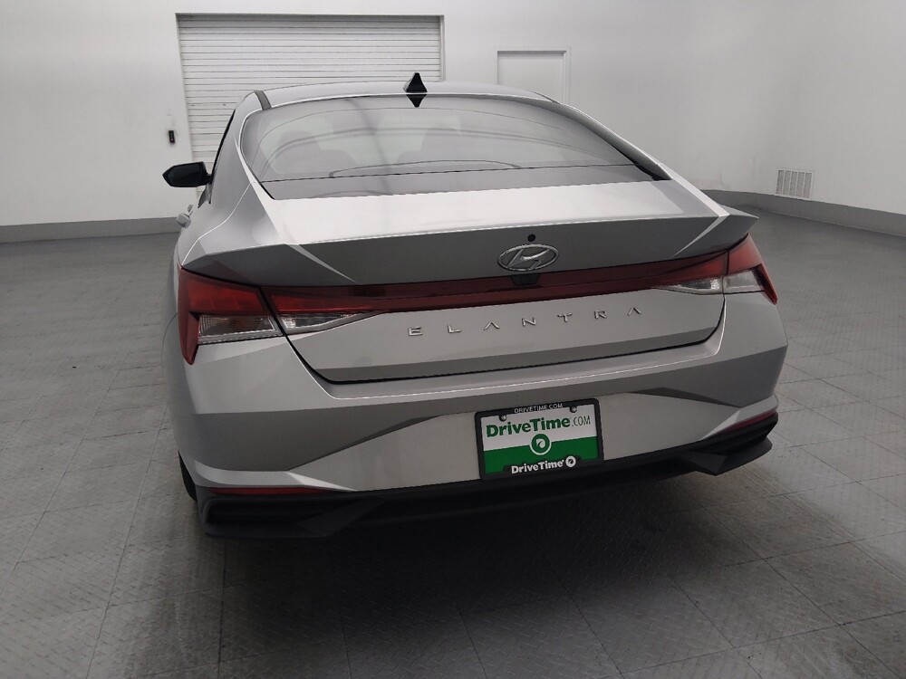 2021 Hyundai Elantra in Hialeah, FL 33014 - 18140108 6