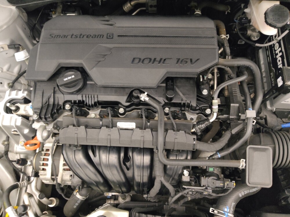 2021 Hyundai Elantra in Hialeah, FL 33014 - 18140108 30