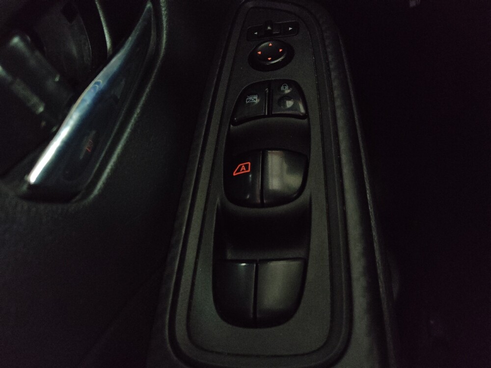 2021 Nissan Versa in Macon, GA 31210 - 18140113 27