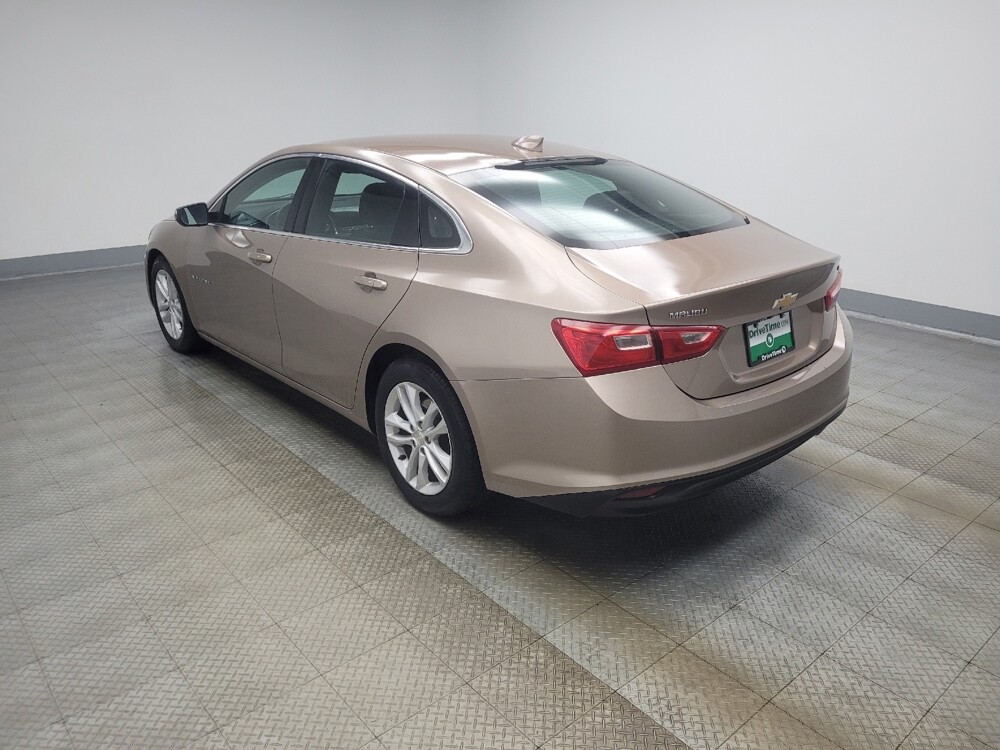 2018 Chevrolet Malibu in Indianapolis, IN 46219 - 18140123 3