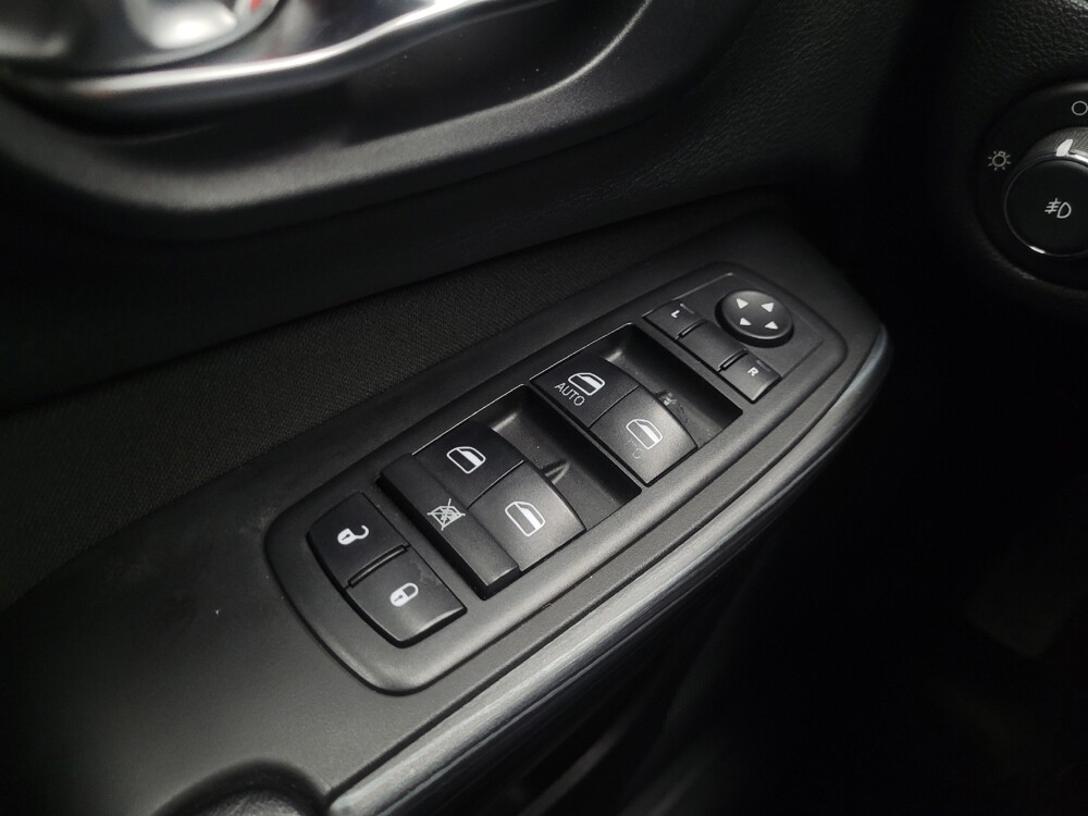 2014 Jeep Cherokee in Mishawaka, IN 46545 - 18140124 27