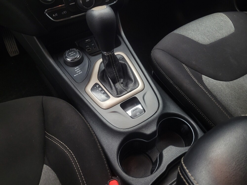 2014 Jeep Cherokee in Mishawaka, IN 46545 - 18140124 26